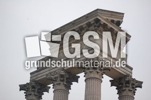 Xanten - Hafentempel 3.JPG